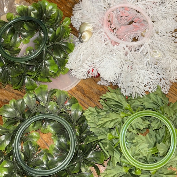 4- Vintage Christmas candle table pieces 3-6” & 10”, candles in center of circle - Picture 6 of 6